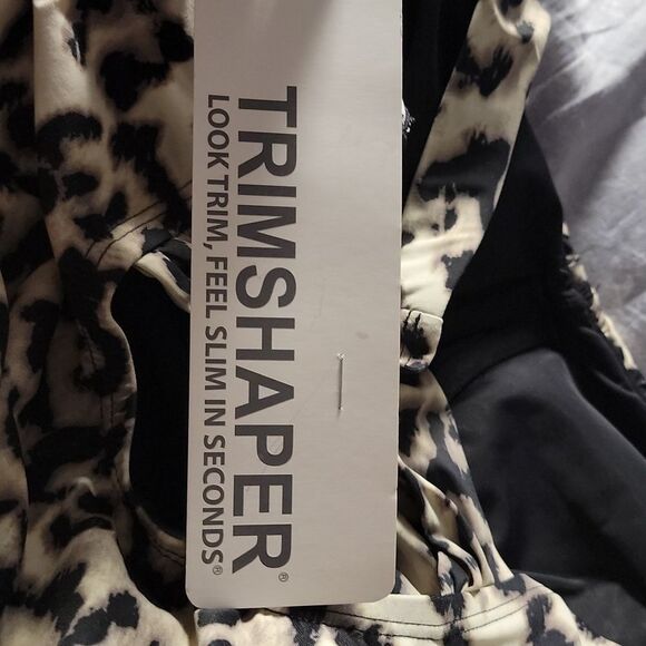 TrimShaper Women's Carmela leopard Underwire crossback one piece swimsuit size 8 - Picture 11 of 16